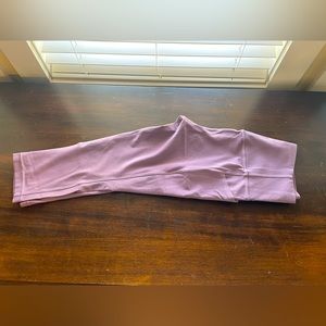 Athleta Salutation capri